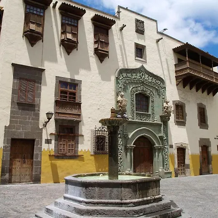 With One Bedroom In With Wifi 50 M From The Beach * Las Palmas